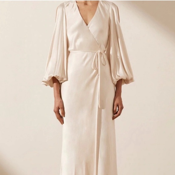SHONA JOY LA LUNE FULL SLEEVE WRAP MIDI DRESS in CREAM - Picture 2 of 16
